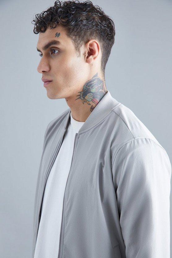 TECHNICAL STRETCH SMART BOMBER